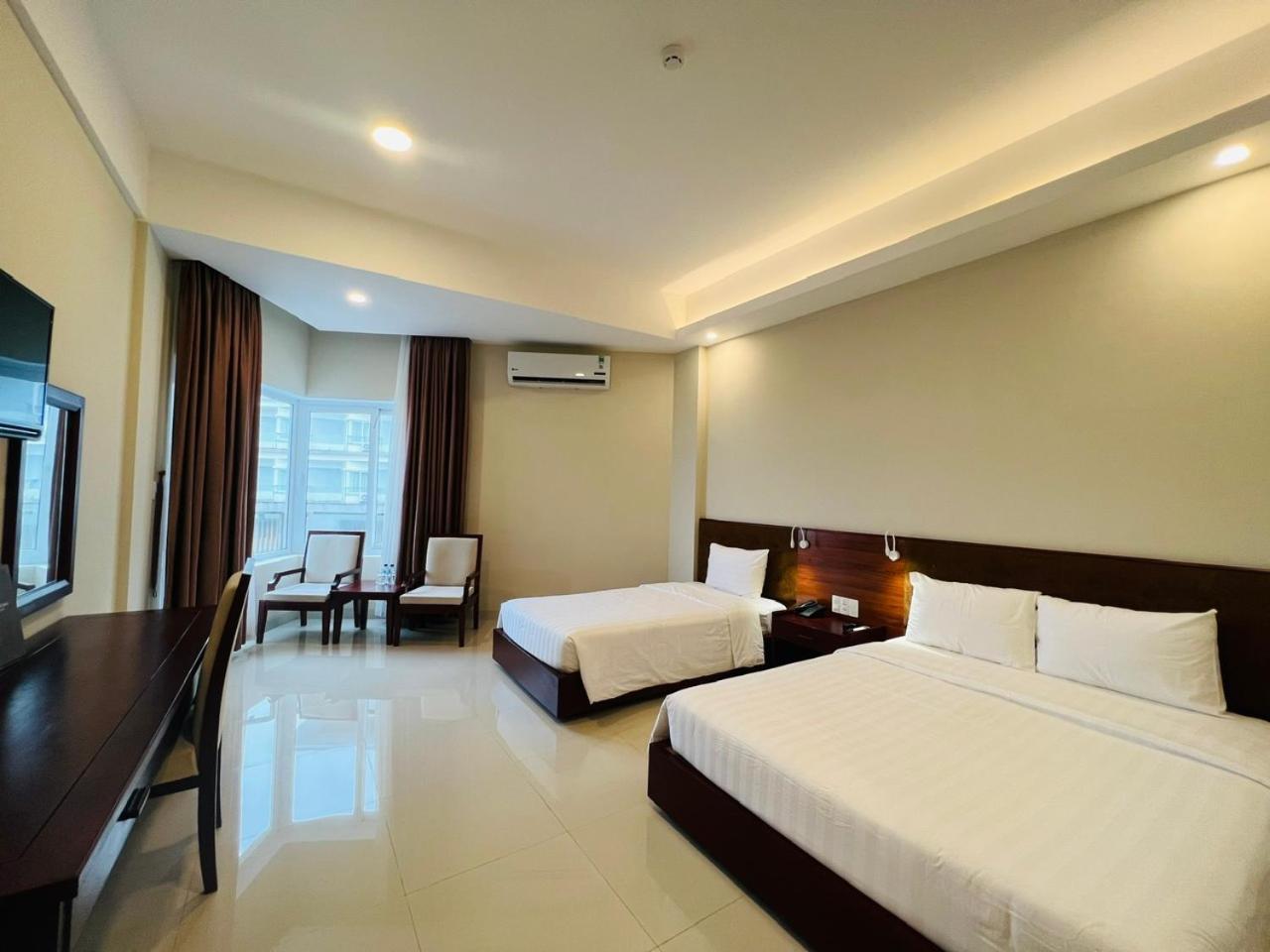 Duy Tan Quang Binh Hotel & Resort Dong Hoi Exteriör bild